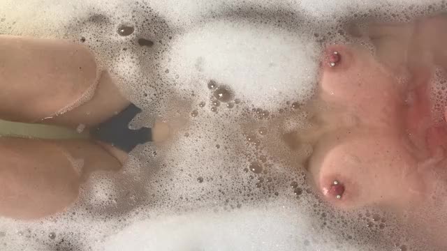 Just me having fun in the tub! Bathtub Porn GIF | RedGIFs