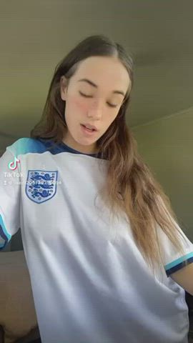 Just wanting to cheer up all the England fans 😔🏴󠁧󠁢󠁥󠁮󠁧󠁿 (20F)