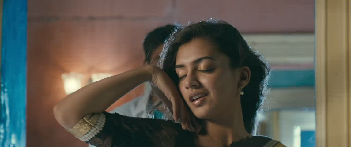 indian saree seduction gif