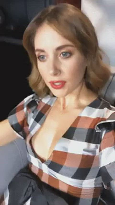 alison brie celebrity cleavage gif