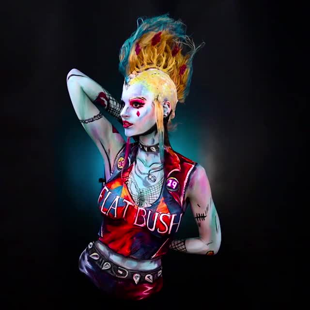 undercover punker harleyquinn bodypaint