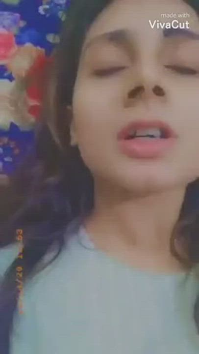 Horny beauty at home ????full video Link in comments