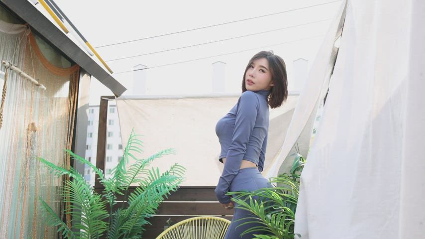Asian Cute Korean Model gif