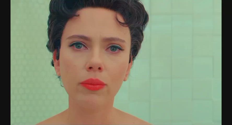 bathroom celebrity hairy pussy milf nipples scarlett johansson short hair tits gif