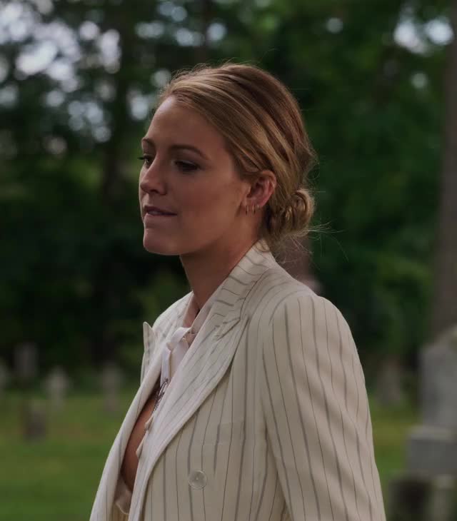 Blake Lively - A Simple Favor 2018 b