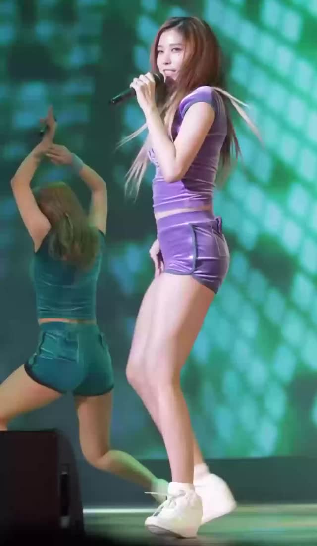 Hello Venus Yooyoung Cute Ass Cocktease