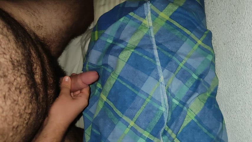 I discovered lately that I love fucking my pillow