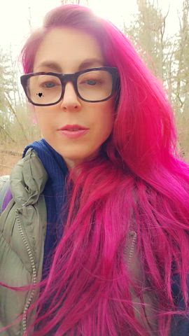 amateur drool drooling glasses hiking long hair nerd saliva spit walking amateur-girls