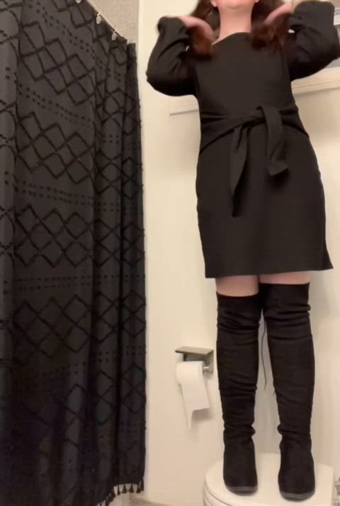 Had a date right after school so I wore my lingerie & fuck me boots today 