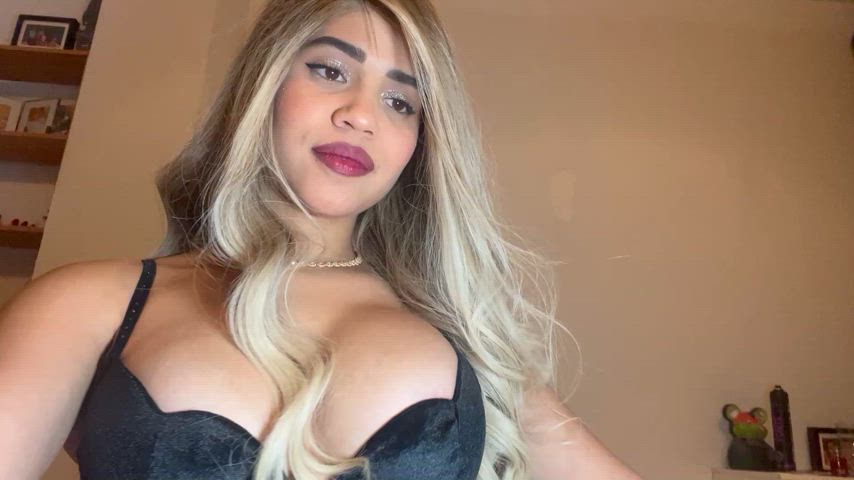 amateur big tits gaby napoles onlyfans tits amateur-girls at-work latinas gif