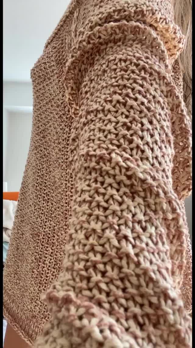 Sweater wiggle!