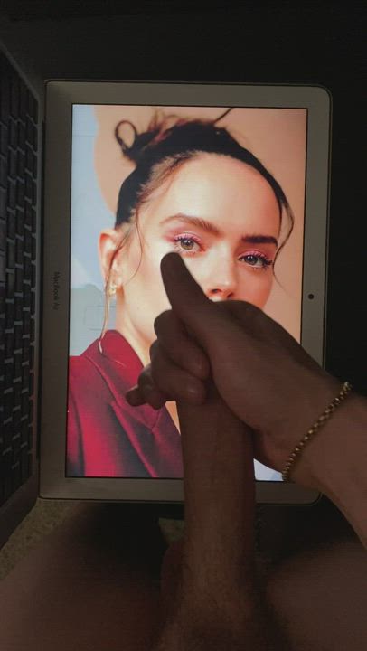 Daisy Ridley Cumtribute