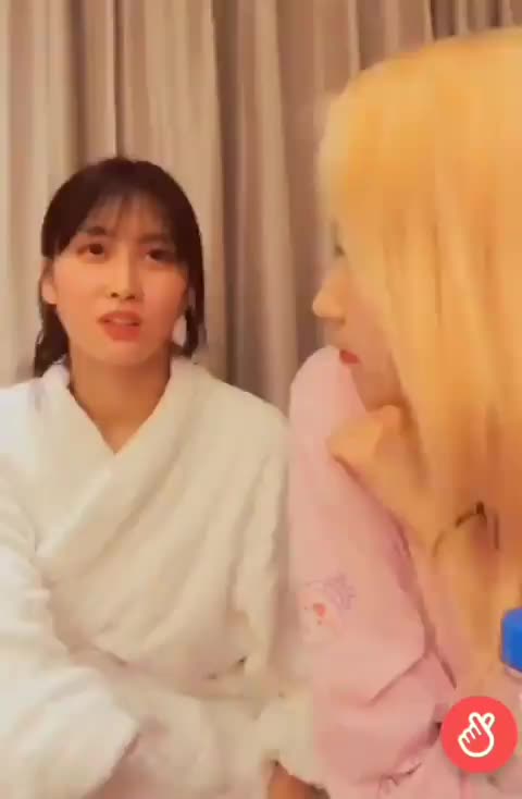 Momo under the sheets