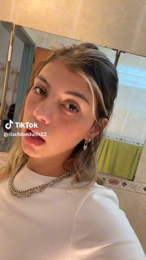 MelFerrazzi2 - More Tiktok flash videos on my TT likes (juanmomo45)