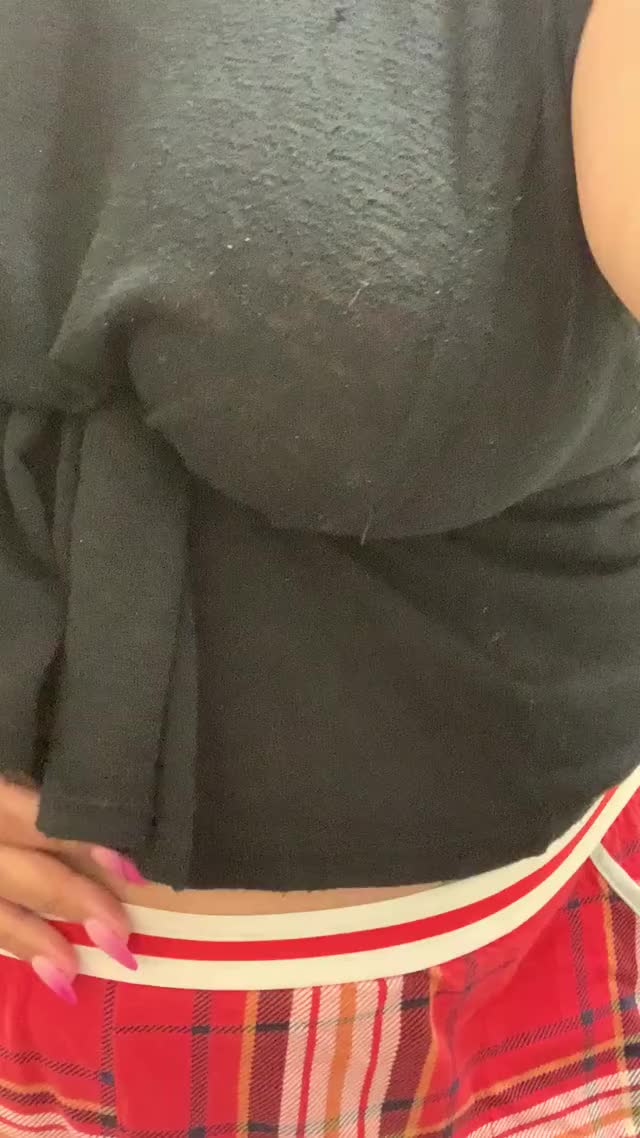Hi!!! More of my tits!