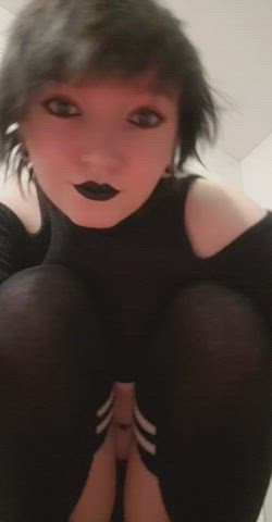 wanna see my cute emo booty?