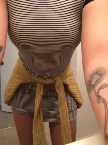 [selling] I think my dress is a little too short..