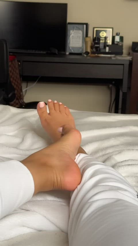 Nut on my soles OC