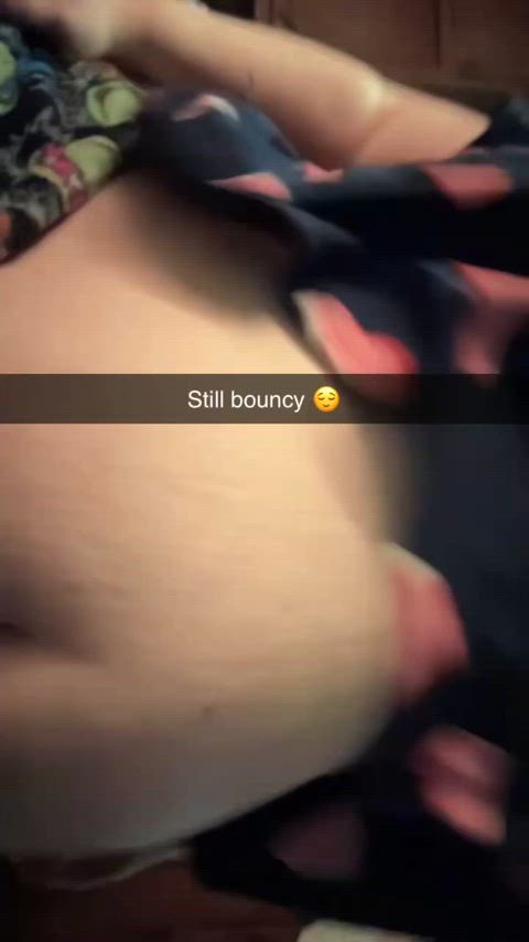 My tits bounce so much without a bra 😅