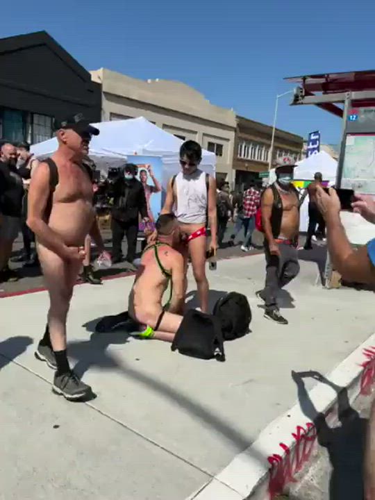 cute twink gets sucked off at folsom