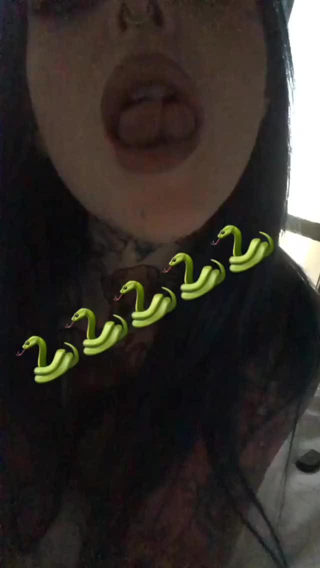 Riae Tongue 1