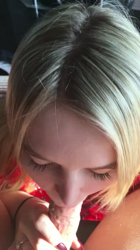 18 years old babe big dick blonde blowjob hotwife milf pov teen gif