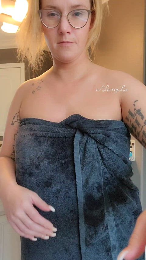 Fresh from the shower & ready to get dirty again!