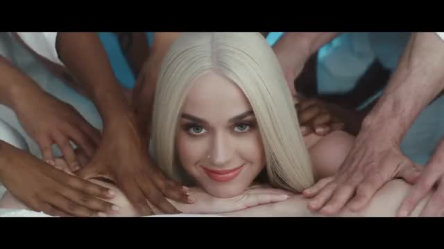 Katy Perry - Bon Appétit