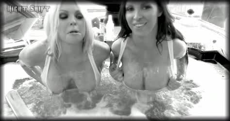 #1166: Jesse Jane + Nikki Benz