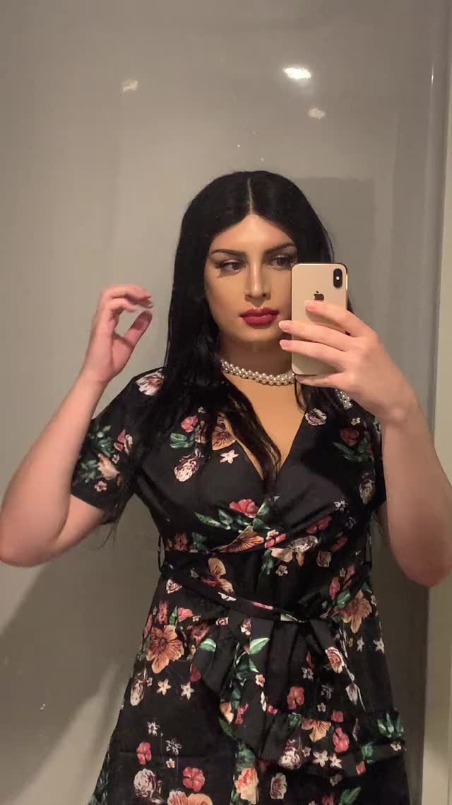 I love casually playing with my dress to unleash my big ass
