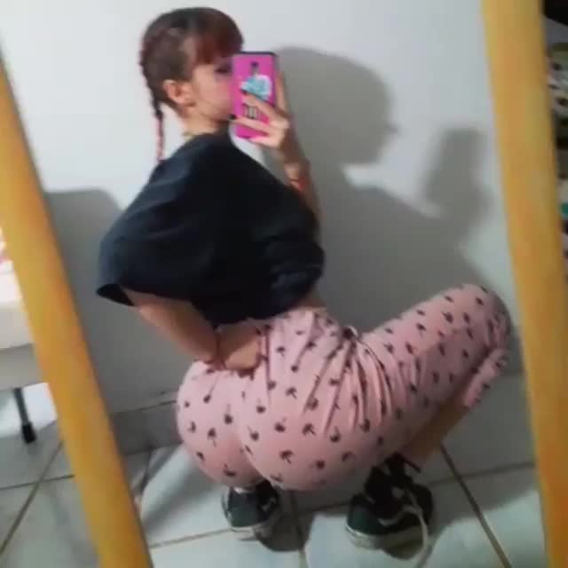 Pawg gif