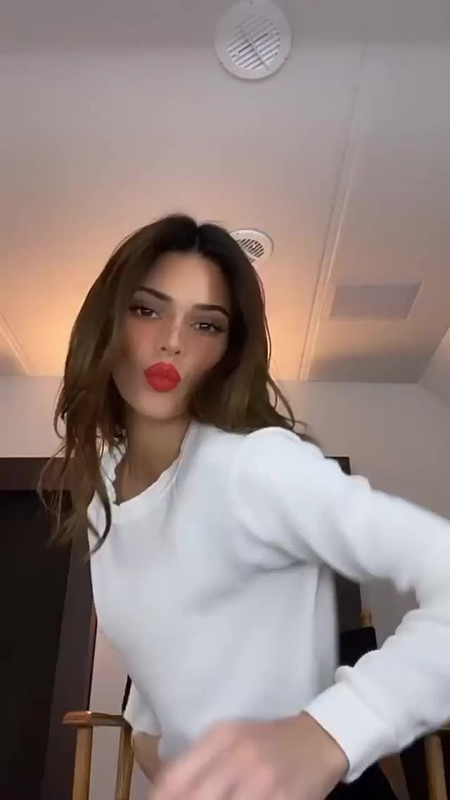 Kendall Jenner Red Lips