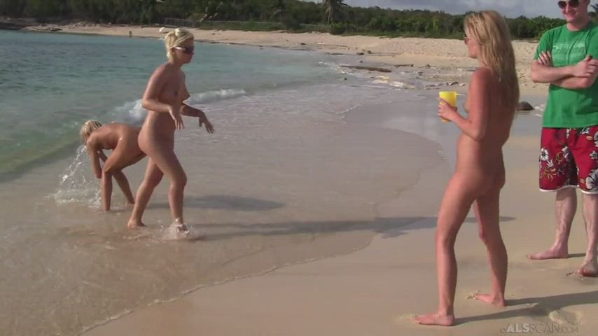 beach blonde blue angel naked natural tits outdoor small tits gif