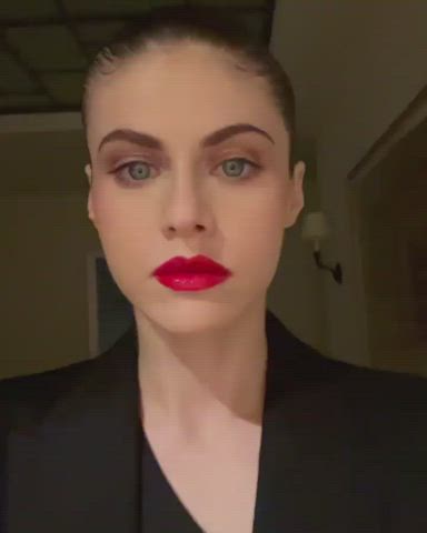 Alexandra Daddario Lipstick Smile gif