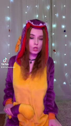 teen tiktok tits gif