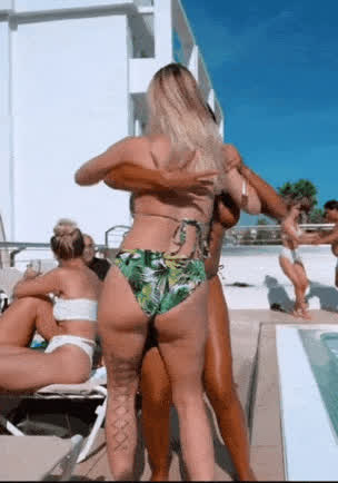 ass bikini dancing erotic gif