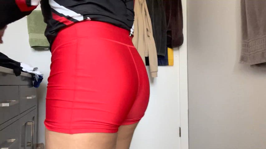 amateur asian ass athlete athletic college onlyfans spandex teen r/juicyasians gif