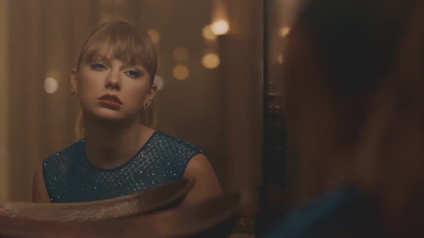 celebrity sexy taylor swift gif