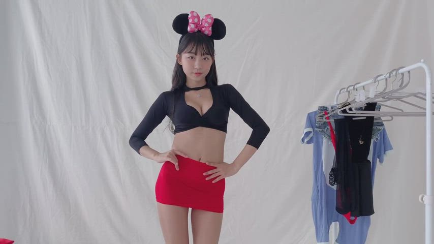 asian cute korean model gif