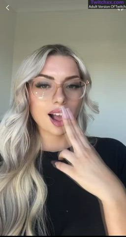 amateur babe big tits blonde busty natural tits teen thick tiktok gif