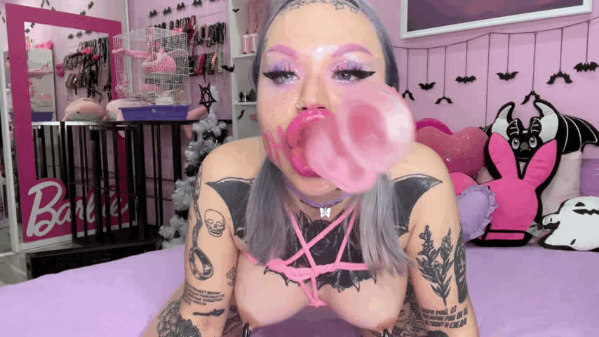 bimbo bimbofication dildo fetish kinky onlyfans slut slutty suction dildo gif