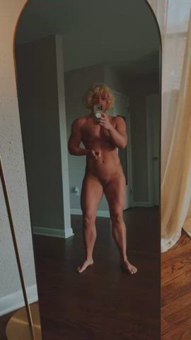 gym muscular girl nude gif