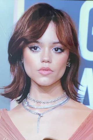 Jenna Ortega CumTribute, Aceptó sugerencias con fotos al DM (solo famosas)