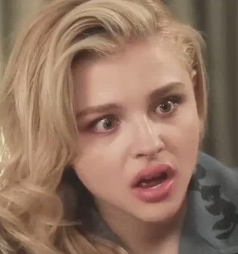 DM if you want to soothe yourself to Chloe Grace Moretz