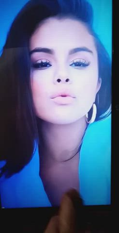 I'm back with a cum tribut for my beautiful goddess Selena Gomez. Comment who should