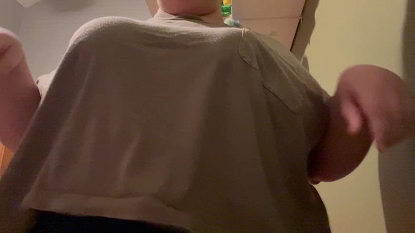 [oc] titty drop in my green crop top