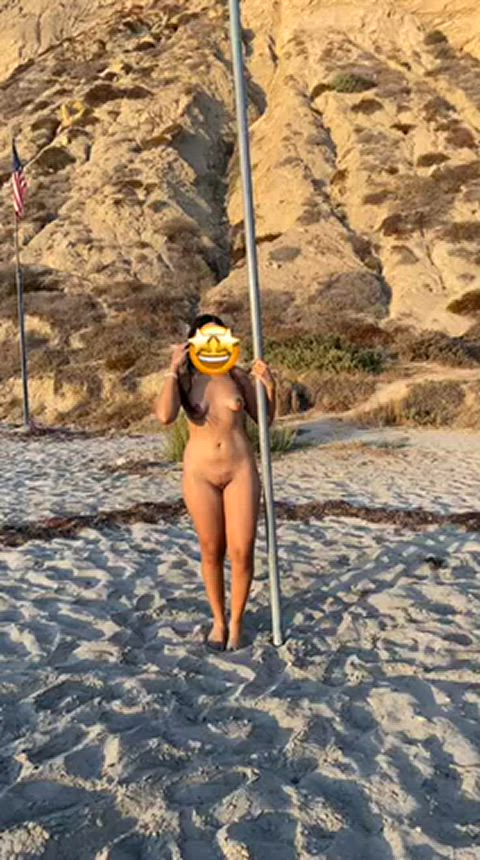 amateur beach nudist teen gif