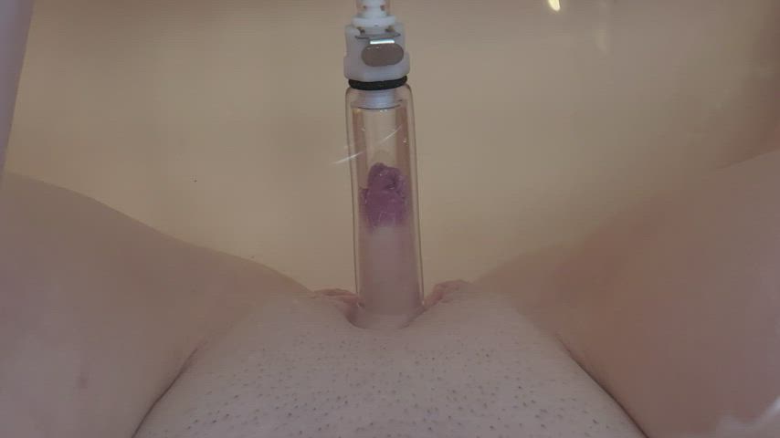 Pumping my clit up in the bath this morning