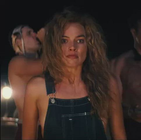 blonde celebrity margot robbie gif