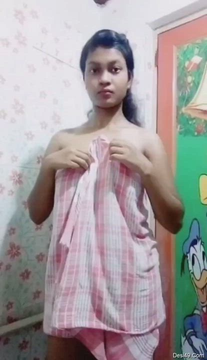 Desi ?hot ?girl show her ?nudity full video